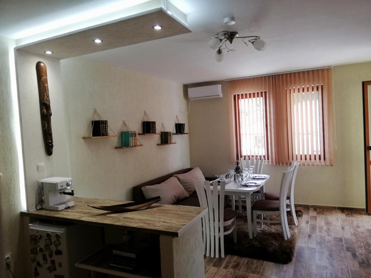 Petrov Apartment 特里亚夫纳 外观 照片